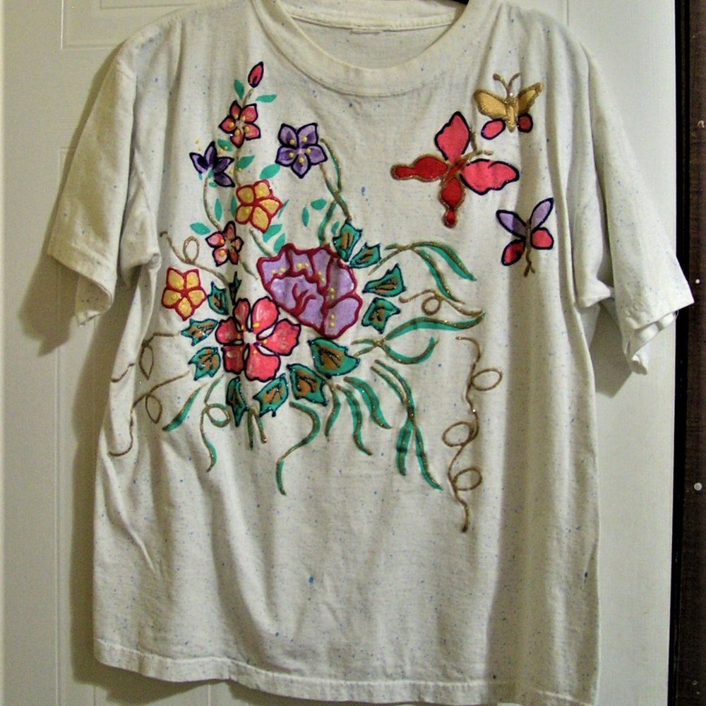 HAND PAINTED T-SHIRT L